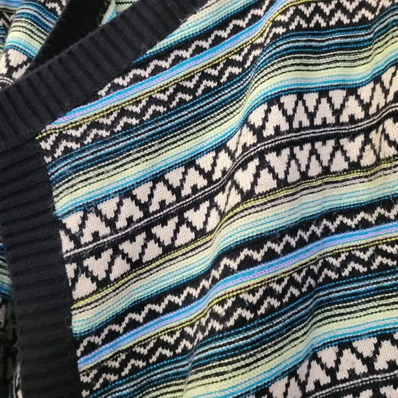 Altar'd State Women's Open Cardigan Sweater M Multicolor Aztec Stripe Oversized - Picture 5 of 8